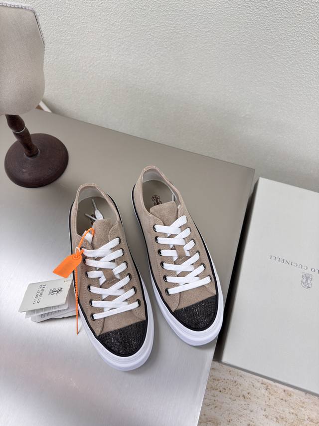 Bc Brunellocucinel Apricot Pink High-Gloss Calf Suede Premium Materials And Exqu