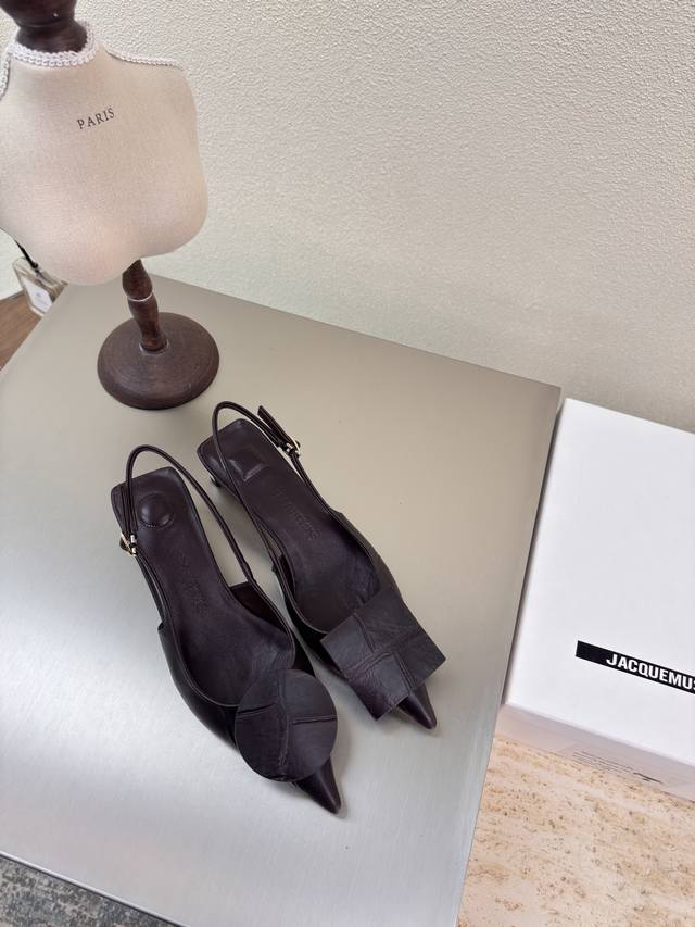 Jacquemus25Ss Pointed-Toe Geometric Pattern Geometric Pattern Decoration Open-Ba
