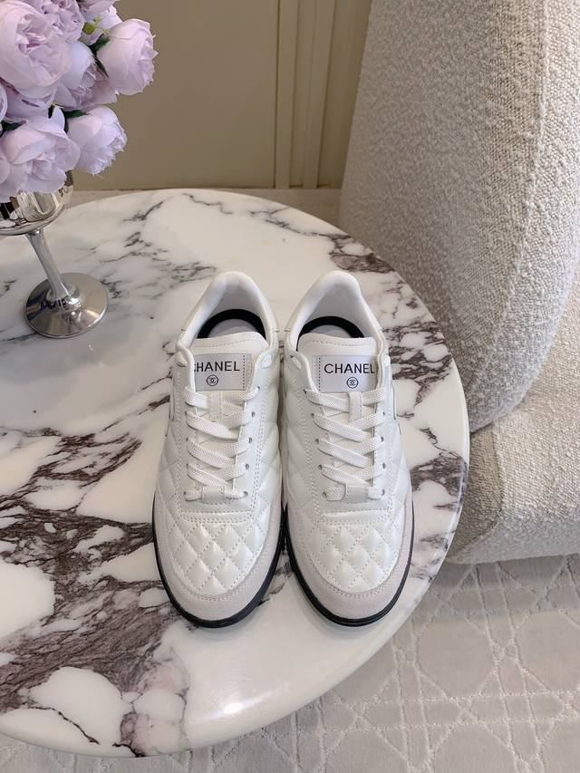 Factory Price P Chane* New Diamond-Patterned Training Shoes. The Combination Of