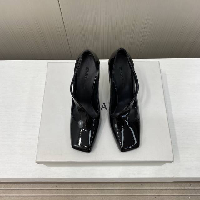 Factory Price P Khaite 5 New Mary Jane Leather Shoes: Timeless Minimalist Mary J