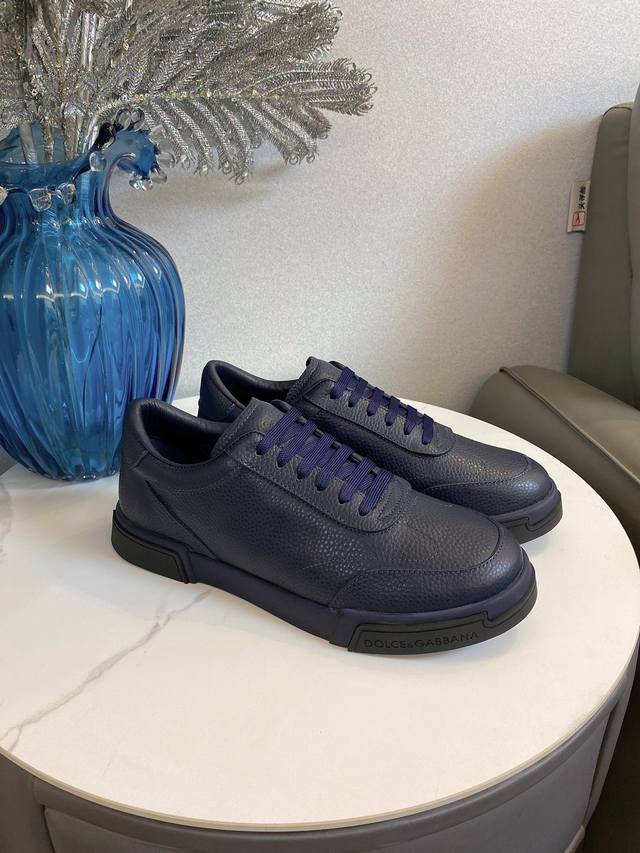Factory Price D&G Fashion Casual Style, Simple Yet Stylish, Extremely Comfortabl