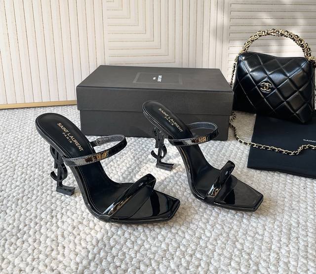 Saint Laurent*Ysl Saint Laurent New Arrival Metal Letter Heel Strappy High-Heel