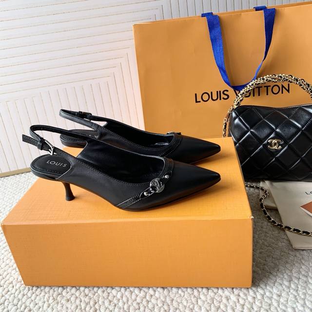 Loui* Vuitto* L Donkey Brand 2025 New Model Circle Silver Logo Pointed Toe Kitte