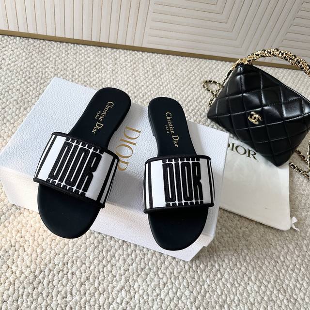Dior Dior 2025 New Model D Way Papillon Butterfly Embroidered Flat Sandals With
