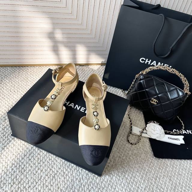 Chanel 25Th Anniversary New Arrival Small Chanel-Style Camellia T-Strap Mary Jan