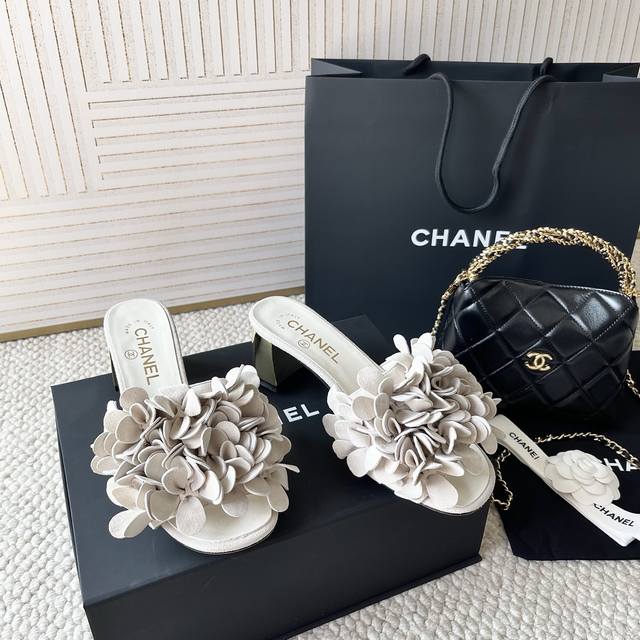 Chanel 25Th Anniversary New Arrival Chanel-Style 3D Flower Petal Chunky Heel Fla