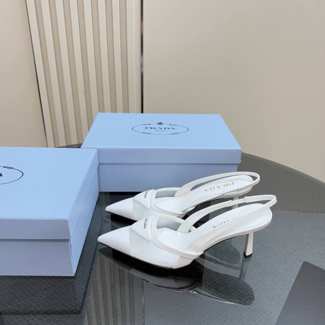 Factory Price Prada Classic Spring/Summer Triangle Logo Sandals Series The Simpl