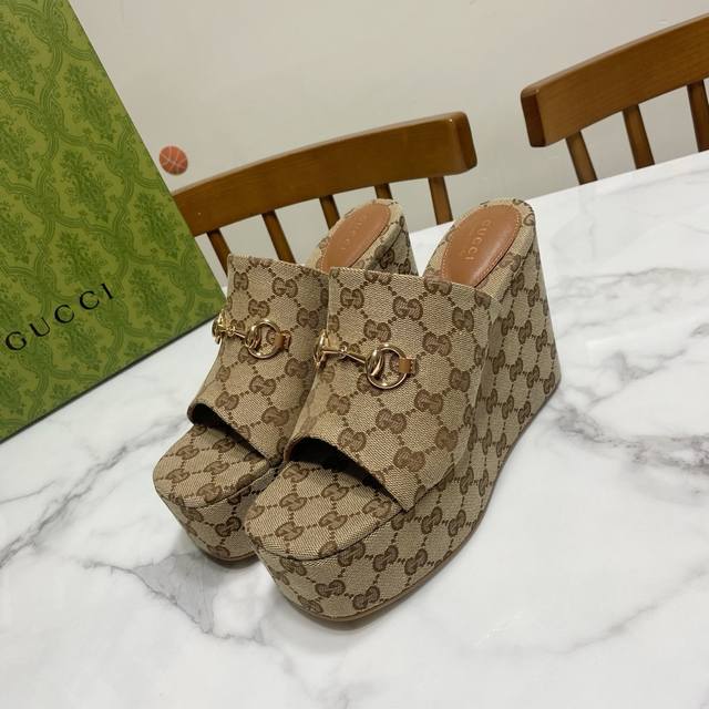 Gucci Summer Wedge Sandals, Stylish And Unique, Comfortable And Durable, Perfect