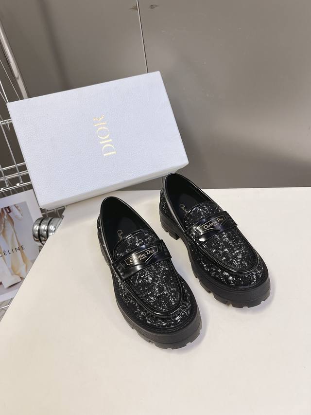 Dior Dior 2025 Spring/Summer New Arrival Ultra-Light Loafer. Brand-New Thick Sol