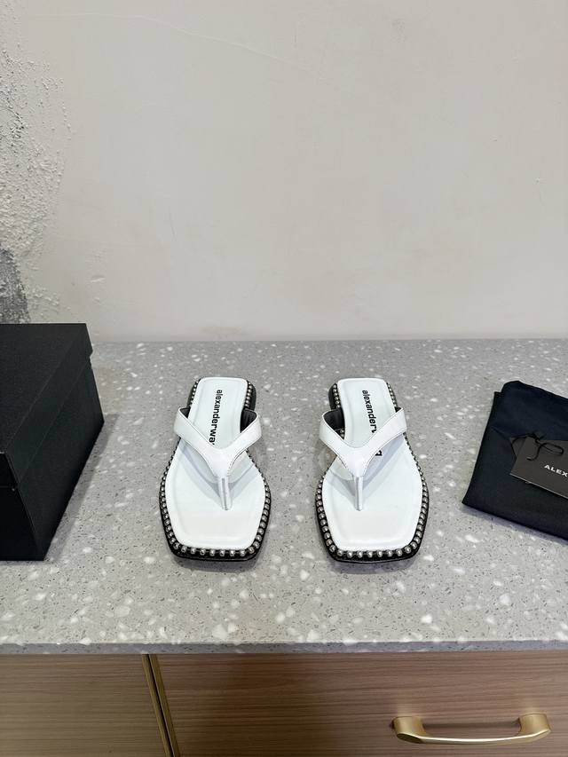 Alexander Wang King 25S Spring/Summer New Arrival Flip-Flops Unique And Edgy Sty