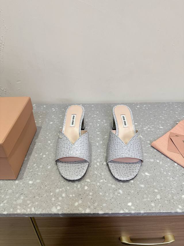 Miumiu Miu Miu 25Ss Spring/Summer New Arrival Fish-Mouth Chunky Heel Sandals Ele