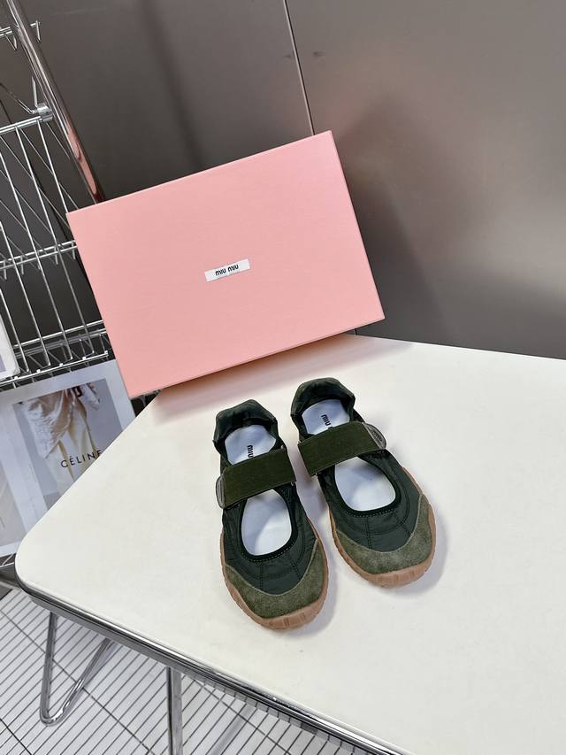 Miumiu Miu Miu Spring/Summer Show Style Cookie Shoes, Agate Shoes, Casual Sports