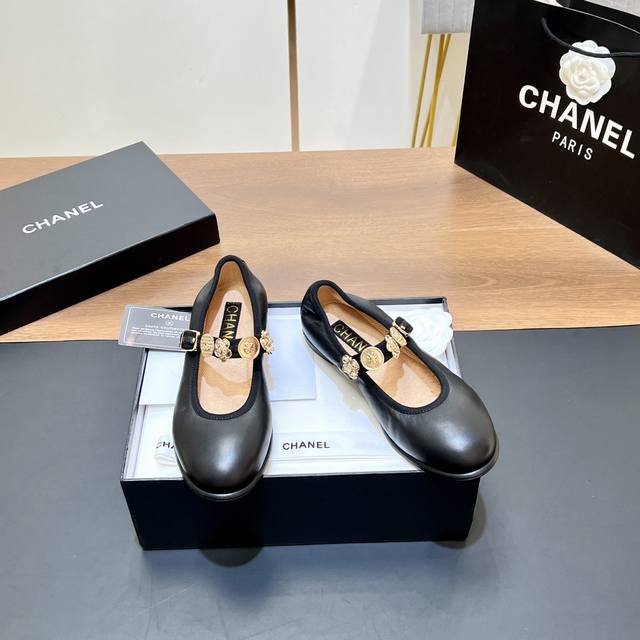 Top-Tier Version Early Autumn New Arrival Chanel-Style Pearl T-Strap Flat Ballet