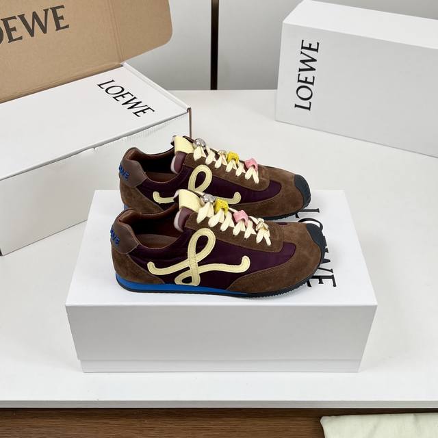 High Version - Comes With An Airplane Box. Women's And Men's Sizes Up To 50. . B