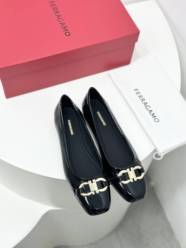 Factory P-Price 24Ss Ferraga*O Ferragamo New Version Gancini Horsehoe Buckle Wri