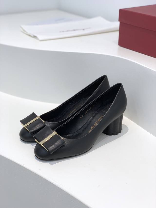 Factory Price Top-Tier Version Sf Salvatore Ferragamo*O Fila*Mu New Vara Oversiz