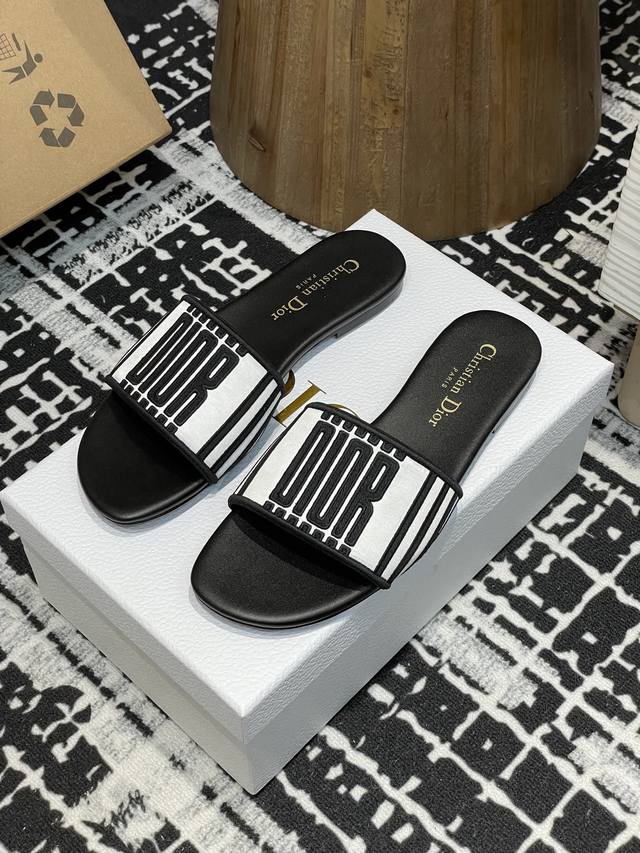 Flat - High Heel 25Ss Summer New Arrival Dior Dway Chunky Heel Embroidered Strap