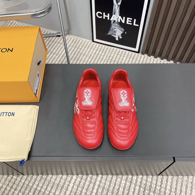 Factory: Couple Top-Tier Exclusive Debut Round-Toe Flip-Top Casual Shoe 2025 New