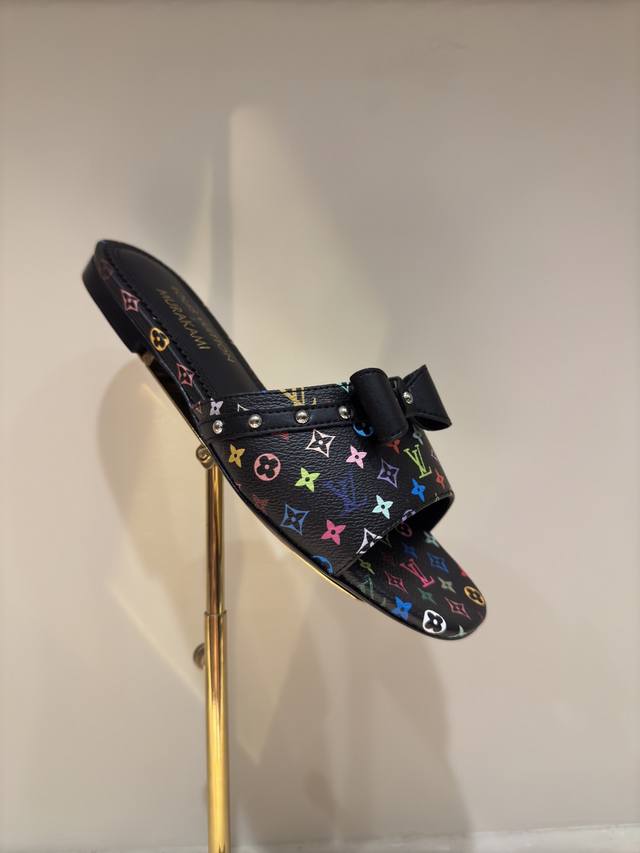Lv X Tm Louis Vuitton X Takashi Murakami Collaboration 6Am Series White Three-Co
