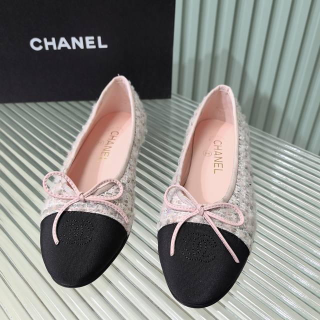 Chanel's Timeless Classic Bow-Tie Round-Toe Ballet Flats. High-Quality, Limited