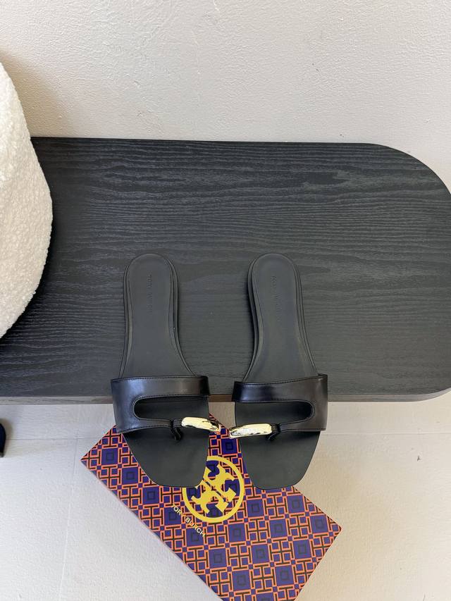 Toryburc*Reversed Heel Ring-Shaped Sole Slippers These Slippers Are Not Only Fas
