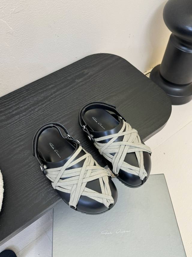Rick Owens 25Ss Couple's Arc-Shaped Birkenstock-Style Half-Slip Series Megalace