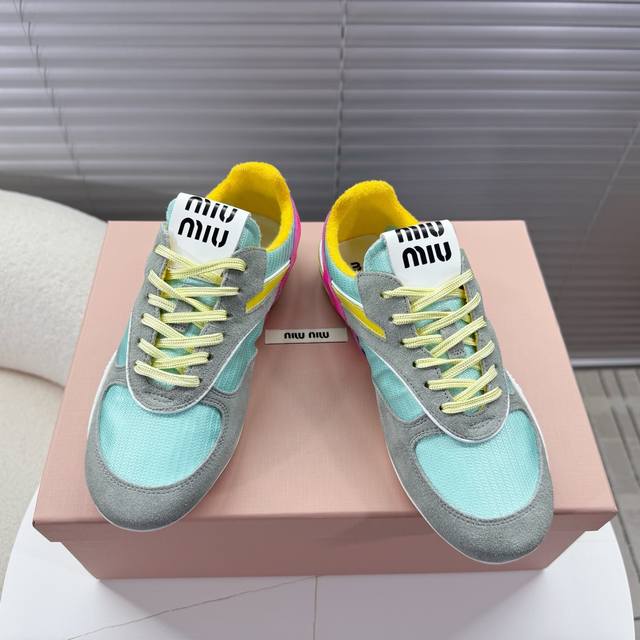 Miumiu 2025 New Arrival~ Miu Couple's Retro Training Shoes; Forrest Gump-Style S
