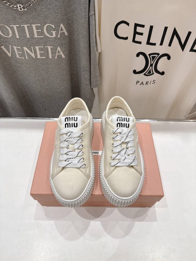 High-End Version, Miumiu*Miu Miu 25Ss New Arrival~Miu 2025Ss Runway-Inspired Lac