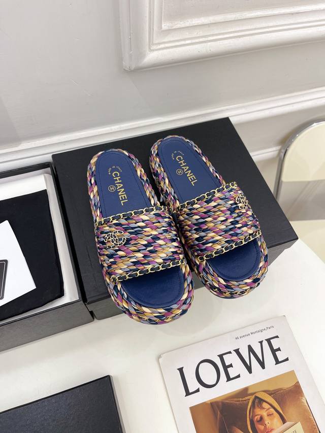 Little Xiao Spring/Summer New Arrival, Exclusive Runway Model Thick-Soled Slippe