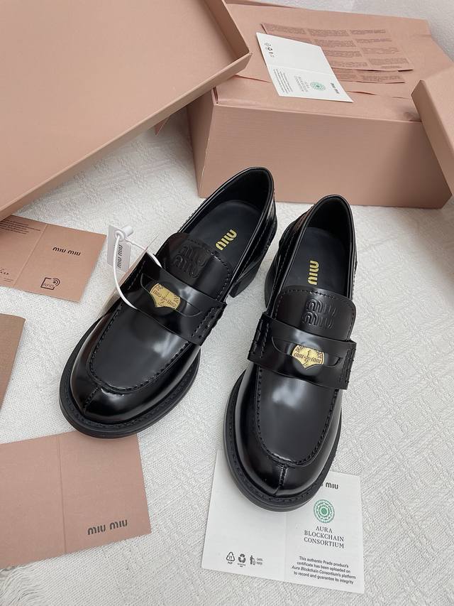 Dongguan Proxy Purchase Grade # Miu Miu New Style Chunky Heel Coin Loafers This