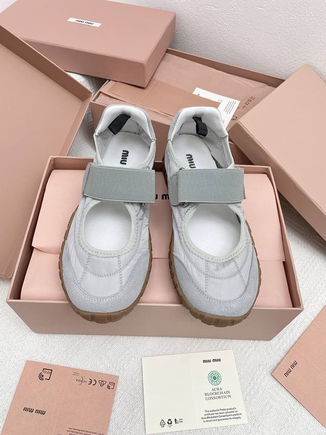Top-Tier Version Without Airplane Box Miu Miu 25Ss Spring/Summer New Runway Miu