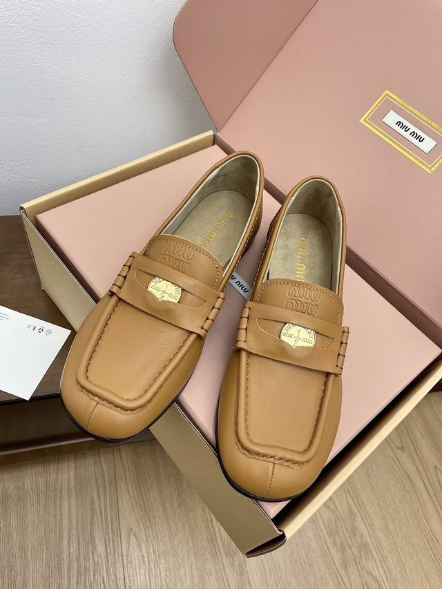 Airplane Box Full Set Packaging Miumiu | Miu Miu 2025 New Gold Coin Loafer Miu M
