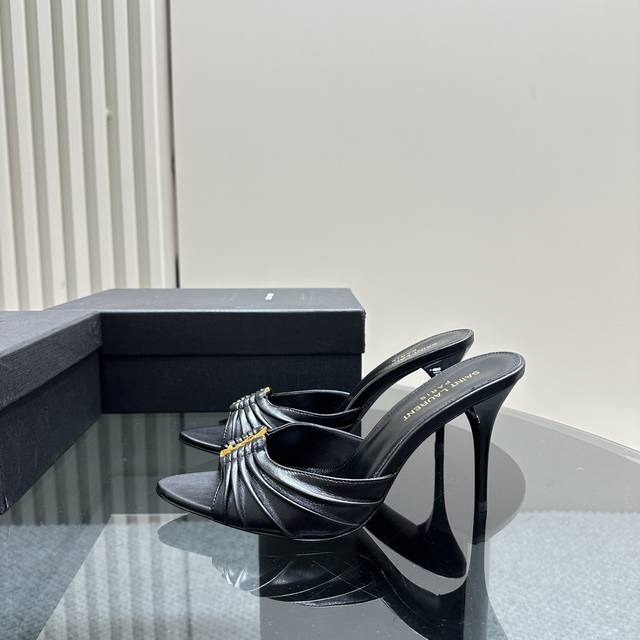 Top-Tier Version Saint Laurent Paris Runway-Synchronized Update Saint Laurent Po