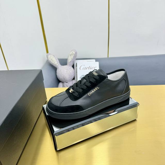Top-Tier Version Chanel-Inspired Premium Casual Panda Sneakers This Classic Desi