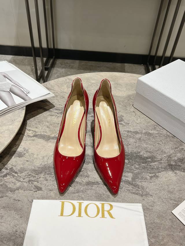 Dior 25Ss Spring/Summer Collection Pointed-Toe Pumps Market-Top Version, Welcome