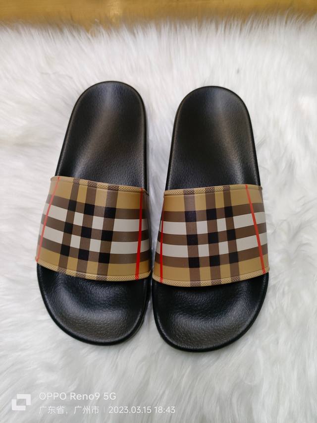 New Arrival~~Burberry Slippers, Sizes 35-46,