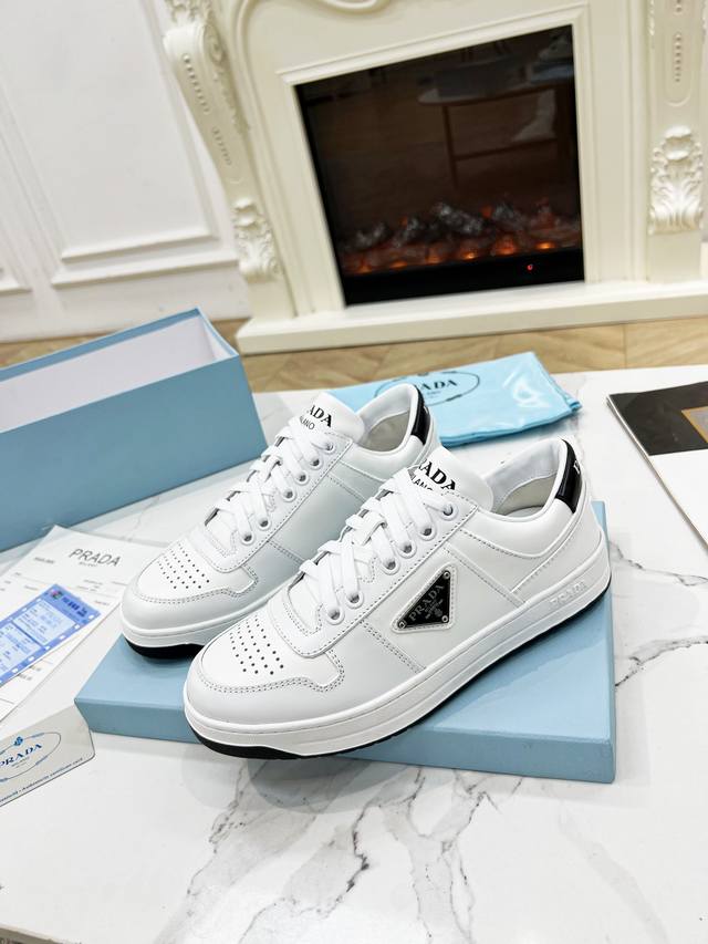 P Prada.. Top-Tier Version, Couple's Style, Last-Molded Construction, Oiled Edge