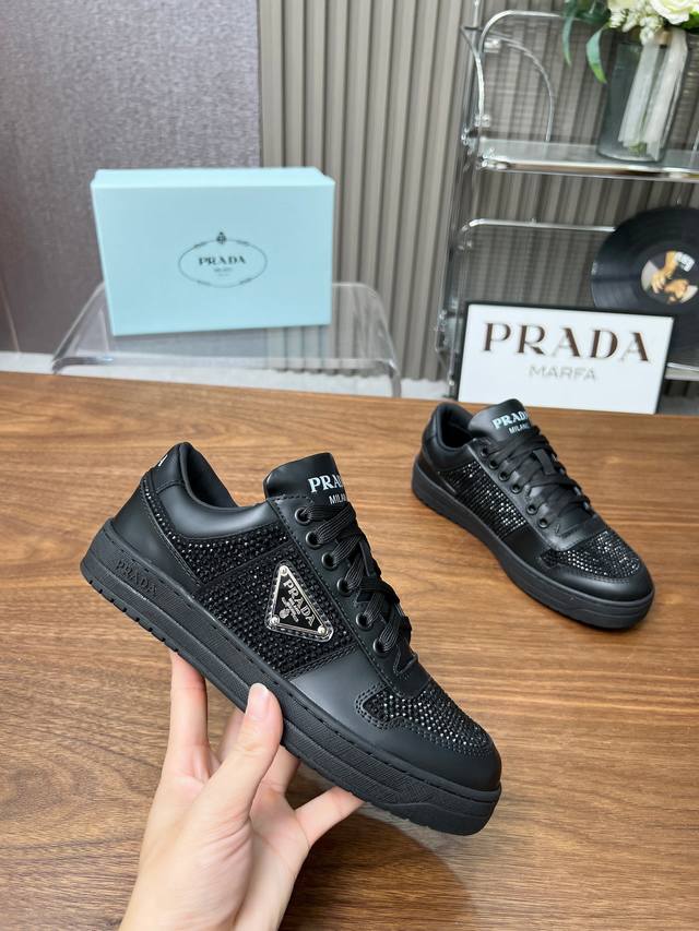New Prada Prada.. Classic Style, Black And White 35-42