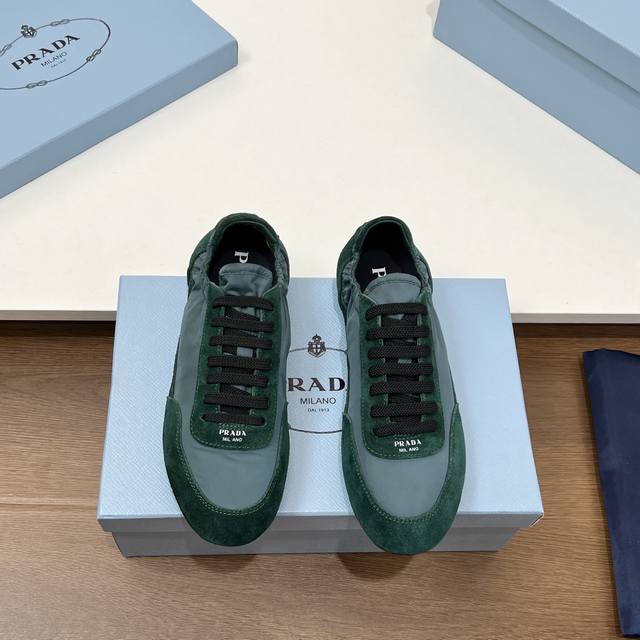 Factory Price P Women's, Men's 10. High Quality!! Prada New Collapse Recycled Ny