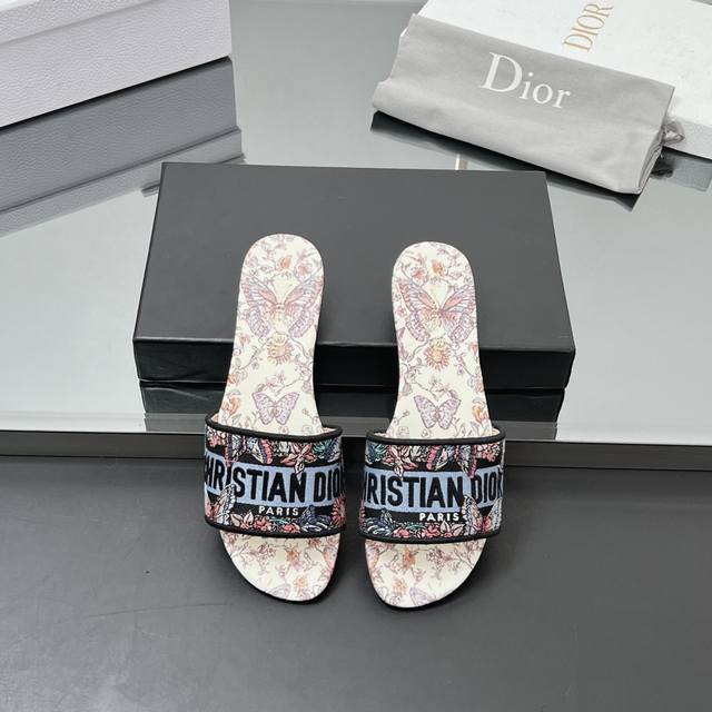 Top-Tier Version, Flat Sole, Mid-Heel 2025 New Colors. Dior Spring/Summer New Up