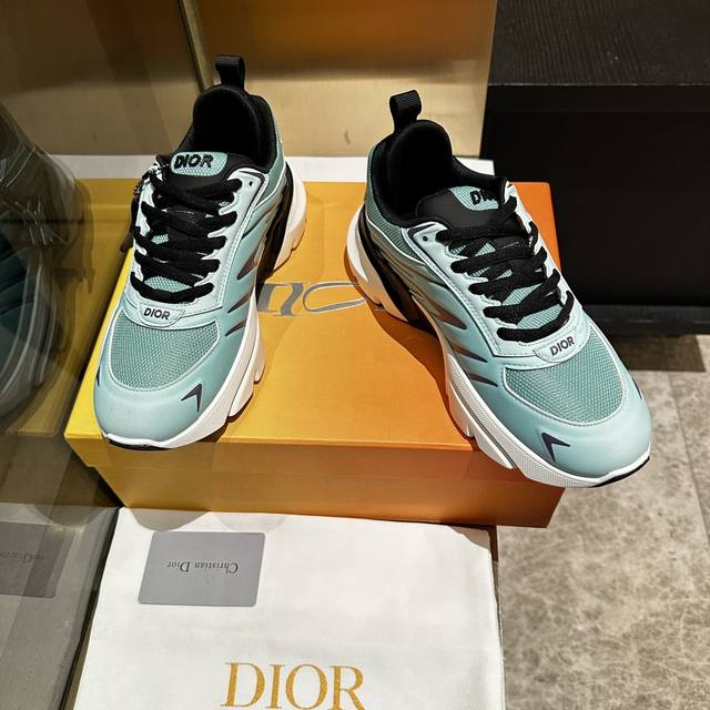 New Arrival This Dior, C 'est Sneaker Exudes A Bold And Fashionable Style. Craft