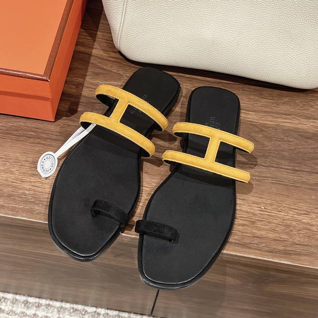 Factory Price P Hermes Georgia Sandal Series Fashionable And Versatile Super Com