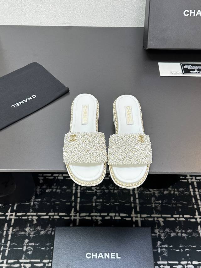 2025Ss Chanel Chanel Pearl Mid-Heel Chunky Heel Flat Slippers, A Classic In The