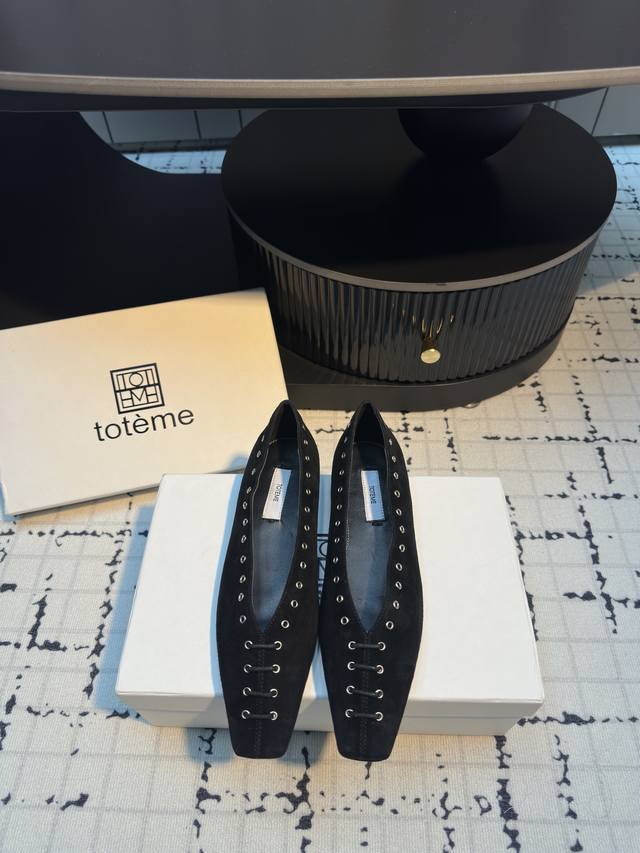 Toteme 25Ss Early Spring New Arrival Square-Toe Suede Flat Loafers This New Desi
