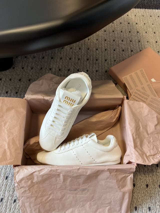 Top-Tier Version Miu Miu Training Shoes 25 New Hot-Selling Dirty-Style Shoes Com
