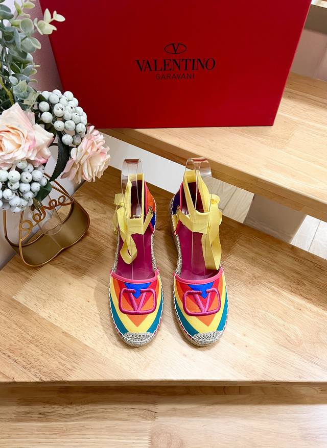 Valentino Garavani Valentino Slouch Print Striped Canvas New Fisherman Shoes Fis