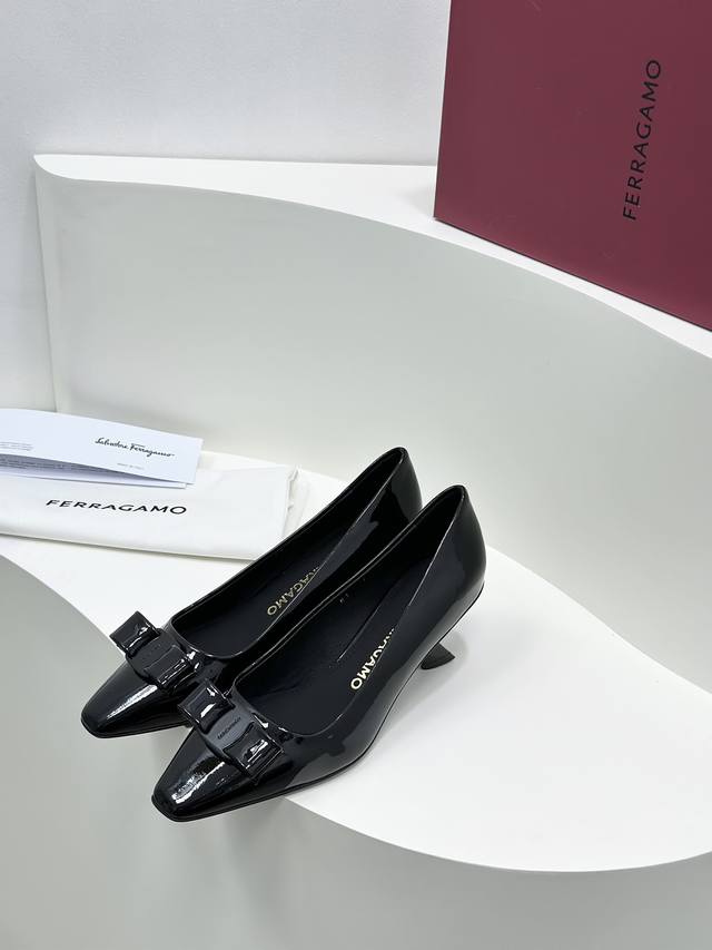 Salvatore Ferragamo New Vara Lacquered Bow Square-Toe Pumps!The New Vara Design