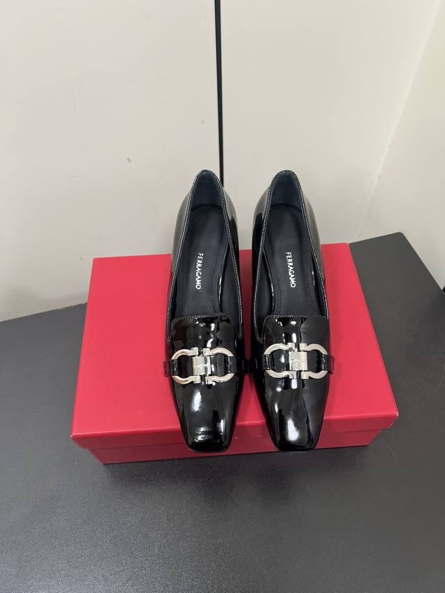 Salvatore Ferragamo New Vara Lacquered Bow Square-Toe Pumps! The New Vara Design