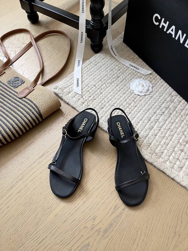 Chanel 25S Spring/Summer New Chain Flat Sandals! Top-Tier Version! Classic Chain