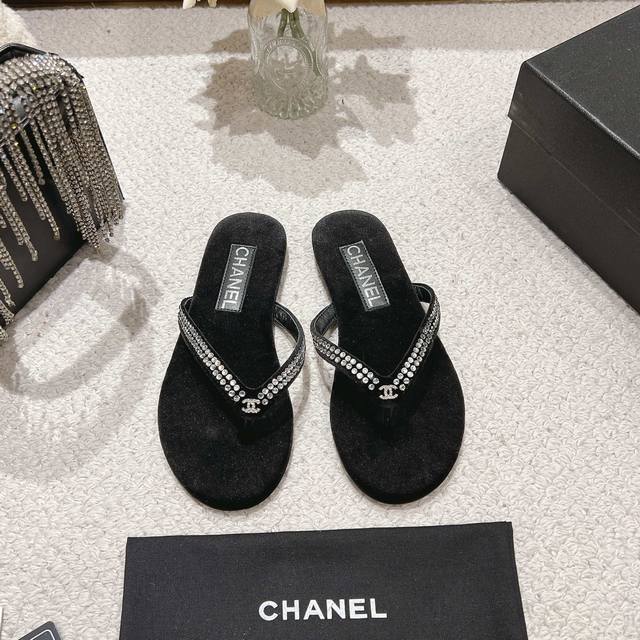 Factory-Direct. Chanel 2025 New-Style Flip-Flops! This Series Is Absolutely Stun